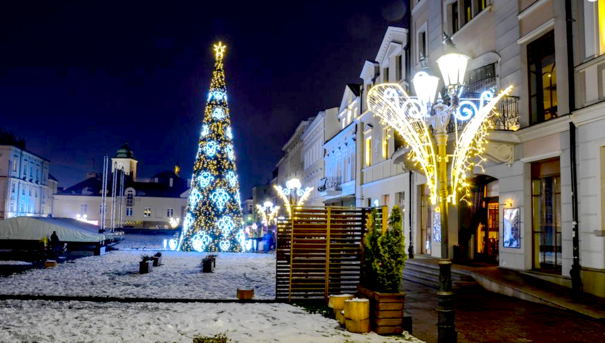 Zabłysną w Rzeszowie świąteczne światełka za 1 200 000 zł. ZOBACZ JAKIE [FOTO] - Zdjęcie główne