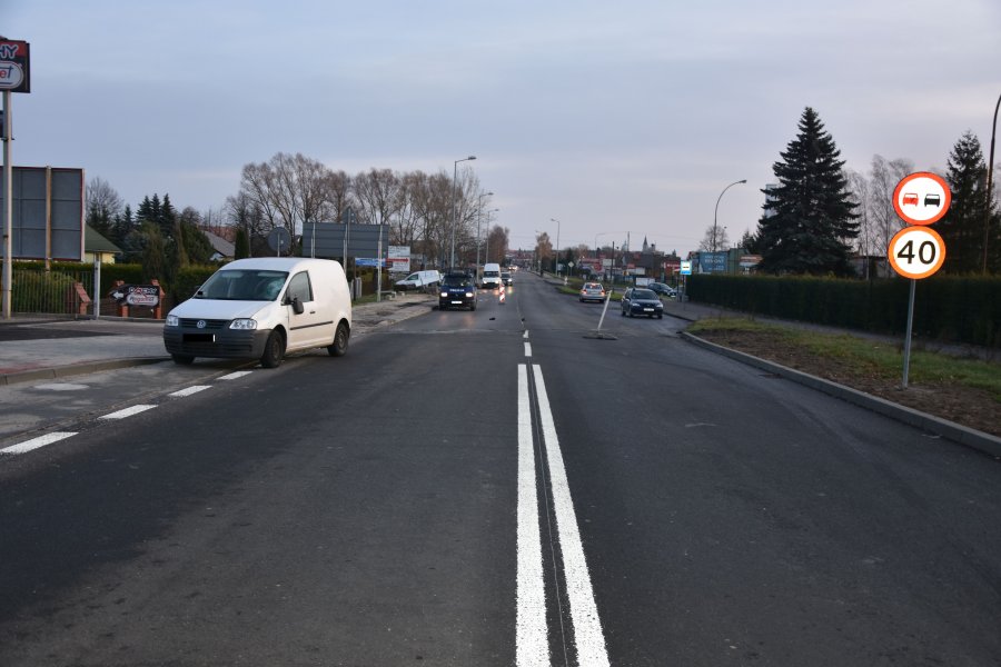 ŚMIERTELNE potrącenie koło znaku "40 km/h" [FOTO] - Zdjęcie główne