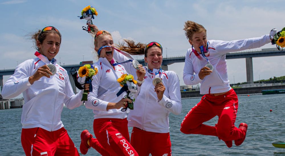 Co w środową noc działo się w Tokio? Pierwszy medal, siatkarze, radość pod żaglami [ZDJĘCIA, WIDEO] - Zdjęcie główne