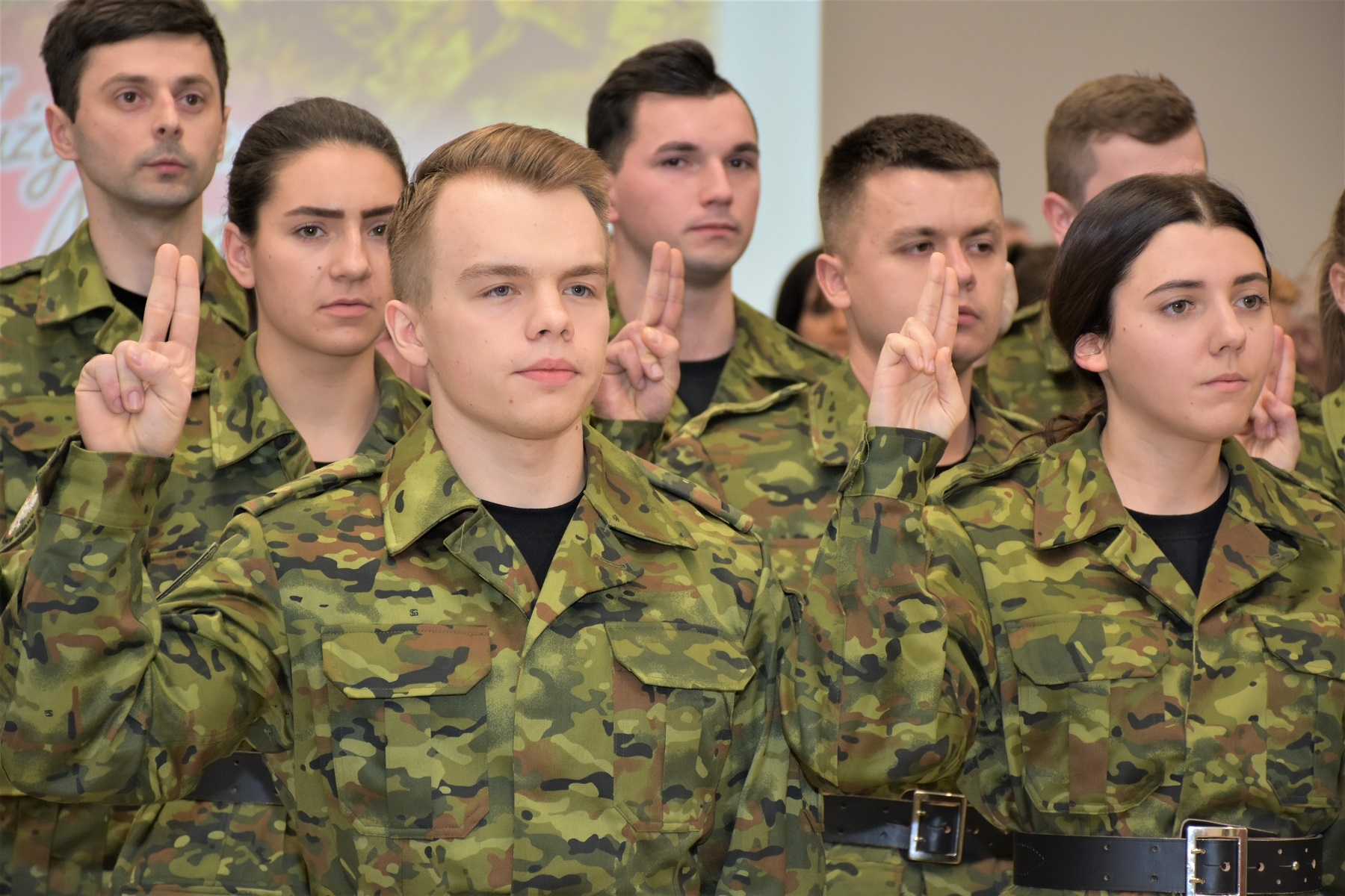 Bieszczadzka Straż Graniczna powiększa się. 21 nowych funkcjonariuszy [FOTO] - Zdjęcie główne