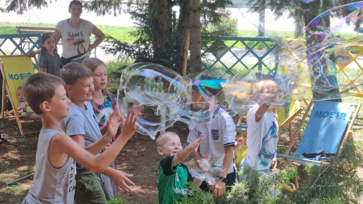 Sklepik z rękodziełem, animacje dla dzieci i coś dla dorosłych- za nami Dzień Otwarty Fundacji Damy Radę Tarnobrzeg [ZDJĘCIA] - Zdjęcie główne