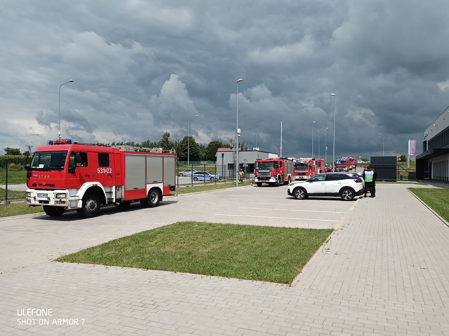 Wyciek kwasu w Safranie w Sędziszowie Małopolskim. Ewakuowano pracowników! [ZDJĘCIA] - Zdjęcie główne