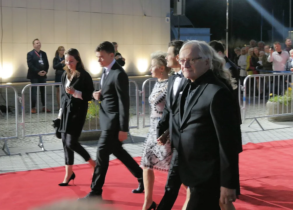 Mistrz kina i mistrz grafiki. Andrzej Seweryn i Andrzej Pągowski w Muzeum Zamkowym w Sandomierzu - Zdjęcie główne