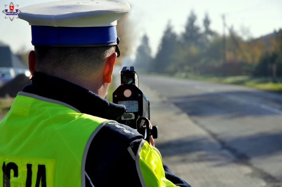 Piraci drogowi w akcji. W terenie zabudowanym pędził motocyklem aż 144 km/h! Teraz za to odpowie - Zdjęcie główne