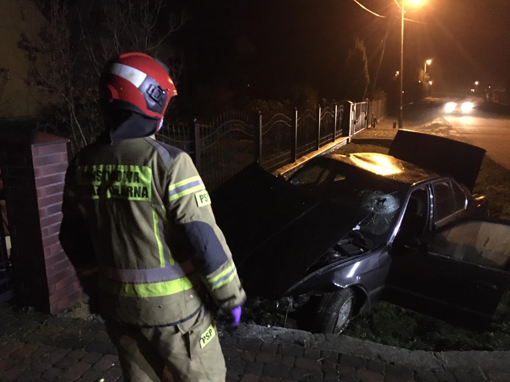 W Hureczku pod Przemyślem BMW uderzyło w przepust - Zdjęcie główne