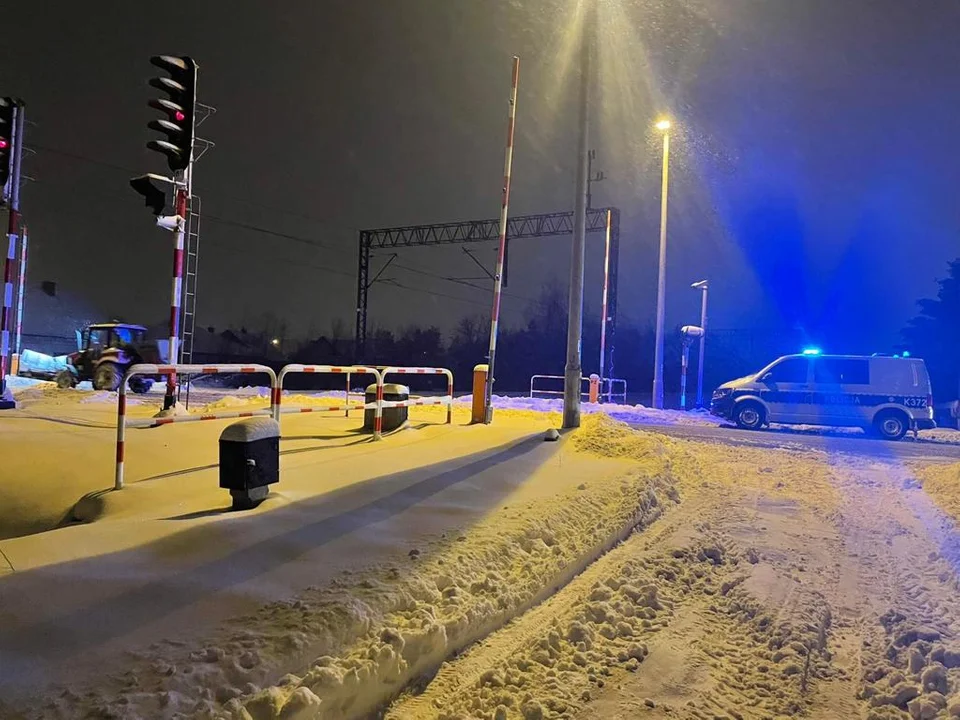 Tragedia na torach kolejowych między Stalową Wolą a Niskiem. Pociąg śmiertelnie potrącił człowieka - Zdjęcie główne