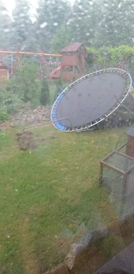 Trąba powietrzna w miejscowości Koniuszowa w powiecie nowosądeckim