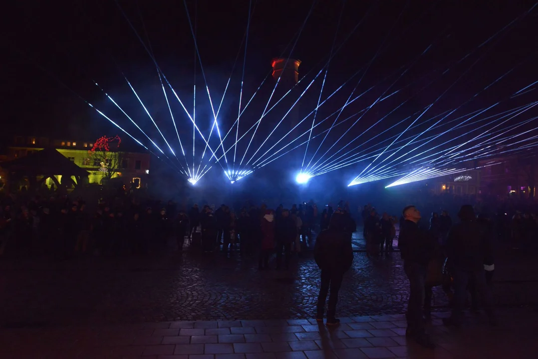 Powitaj 2024 rok na Rynku Starego Miasta w Sandomierzu. Jest już plan imprezy - Zdjęcie główne