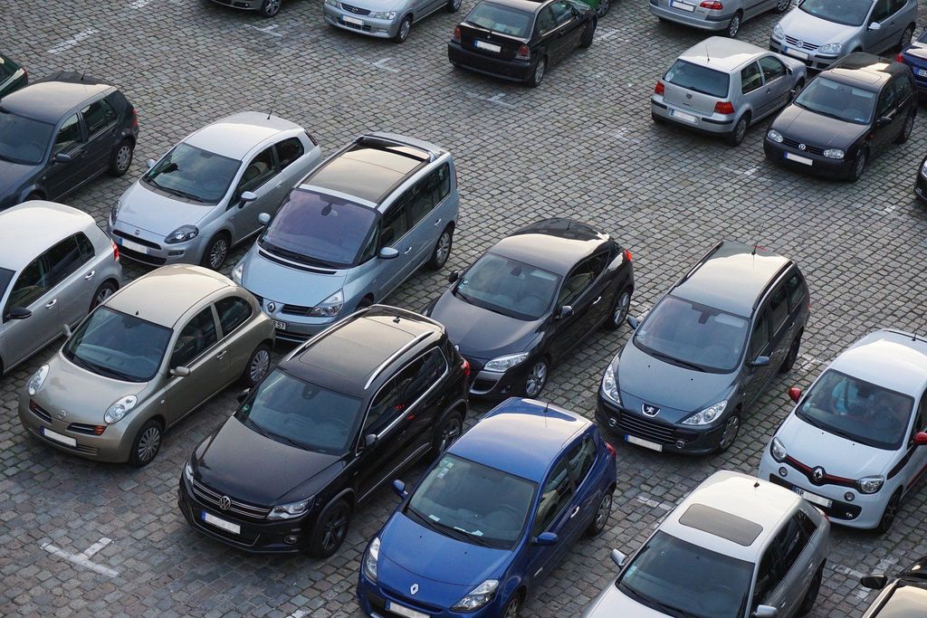 Władze Przemyśla zawieszają opłaty za parkowanie w związku z koronawirusem - Zdjęcie główne