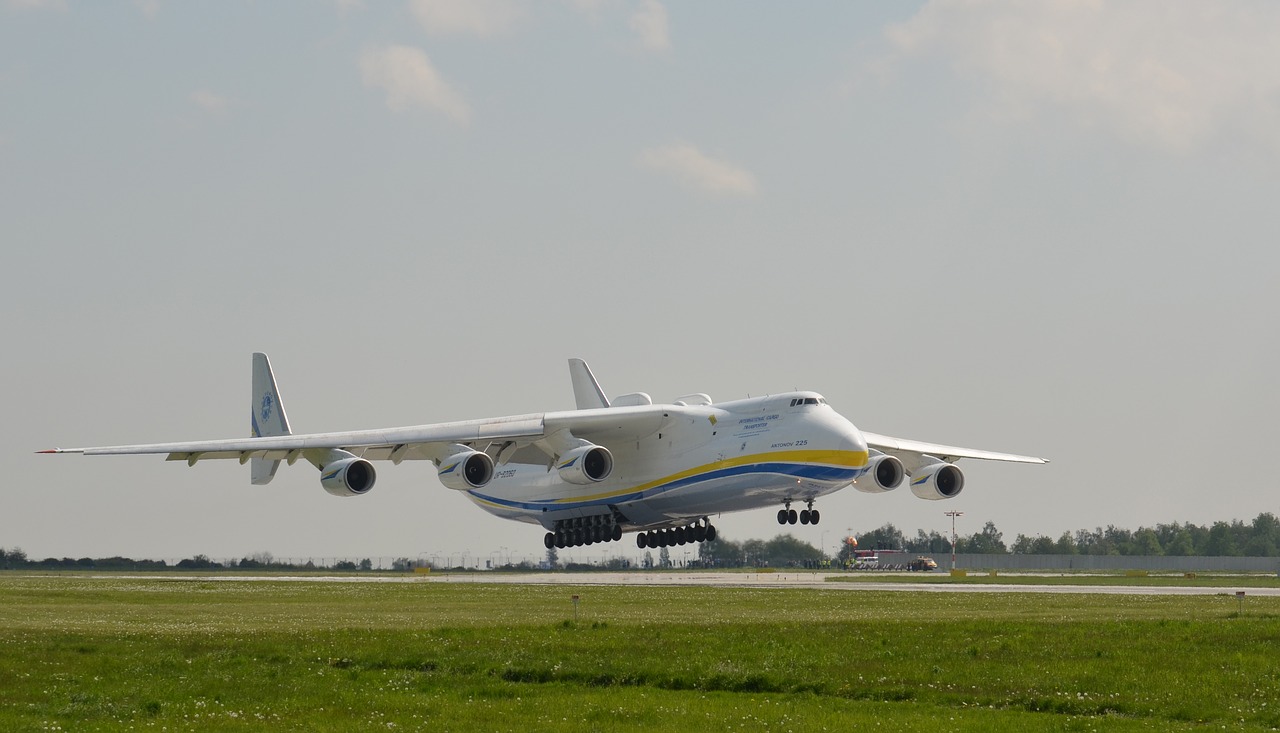 Przylot gigantycznego samolotu An-225 Mrija do Rzeszowa-Jasionki już w sobotę! - Zdjęcie główne