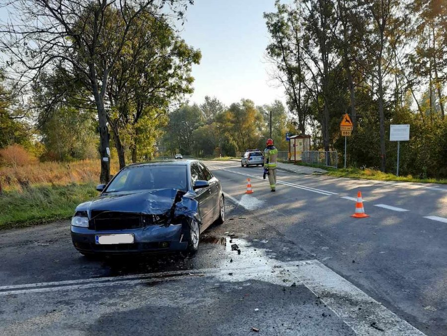 Wpadł bo w jego auto wjechał inny samochód - Zdjęcie główne