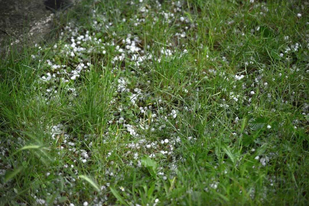 Gradobicie w Tarnobrzegu. Potężne burze nad Podkarpaciem