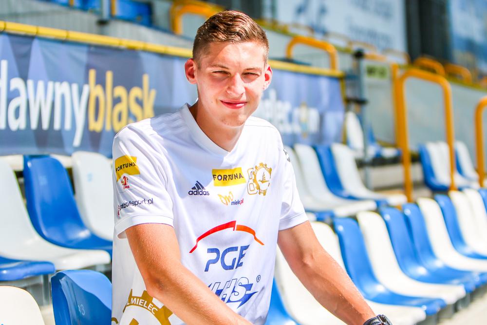 Mateusz Żyro - środkowy obrońca - 300 tysięcy euro