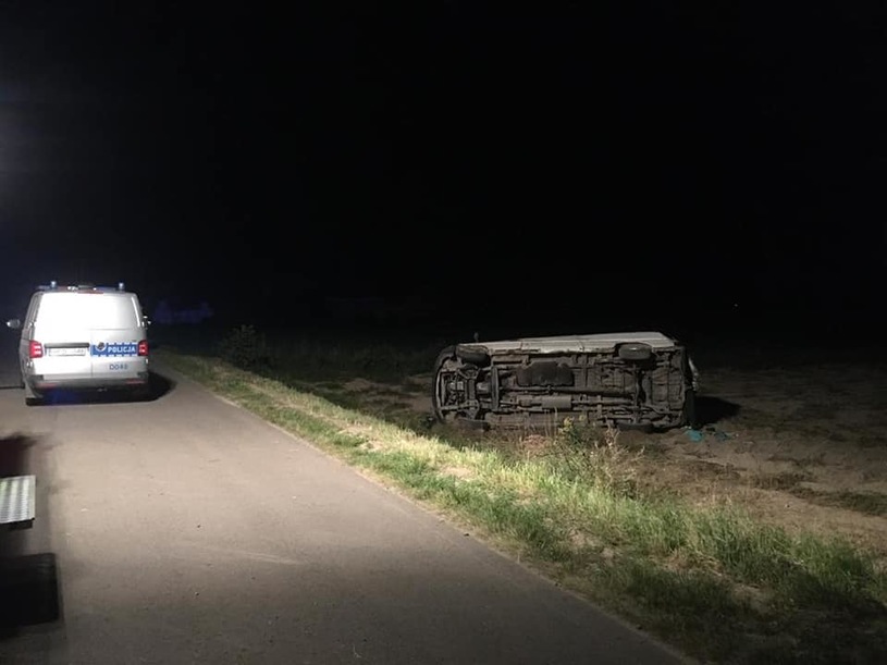 Nocy pościg za dostawczym busem! Padły strzały. Ranny policjant! - Zdjęcie główne