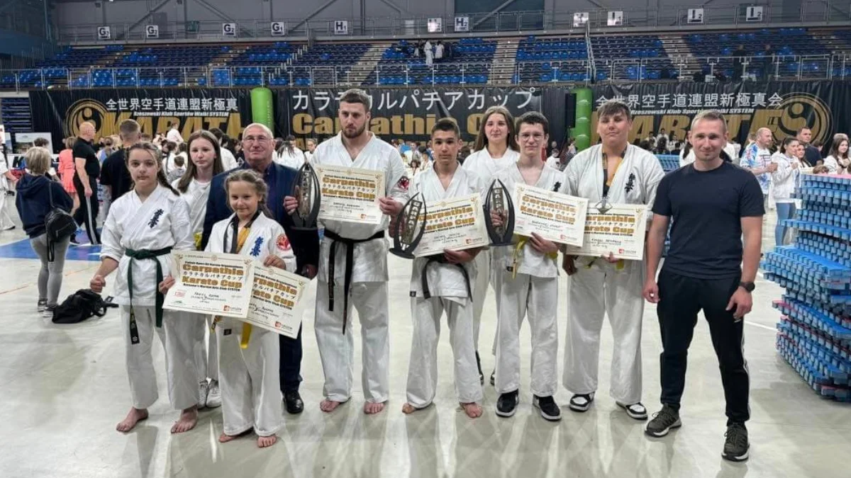 Karatecy z Tarnobrzeskiego Klubu Kyokushin z medalami w Carpathia Karate Cup - Zdjęcie główne