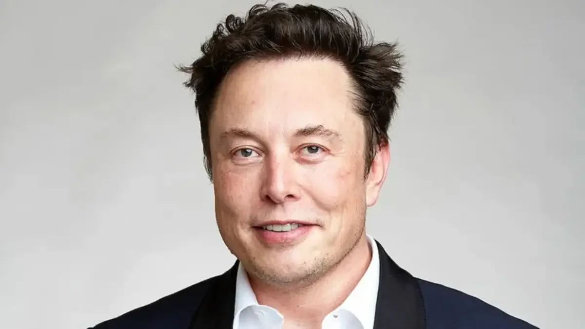 Kontrowersyjny miliarder Elon Musk pojawił się w Polsce. Zobacz, na czyje zaproszenie przyleciał - Zdjęcie główne