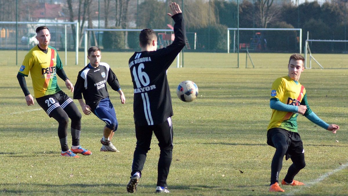 Sokół Kolbuszowa Dolna - Wisłok Wiśniowa 0:0 [ZDJĘCIA] - Zdjęcie główne