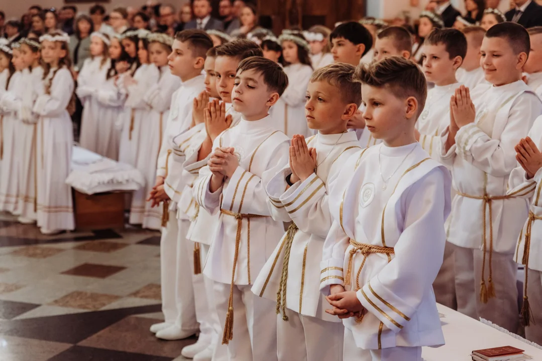 I Komunia Święta dzieci ze Szkoły Podstawowej nr 1