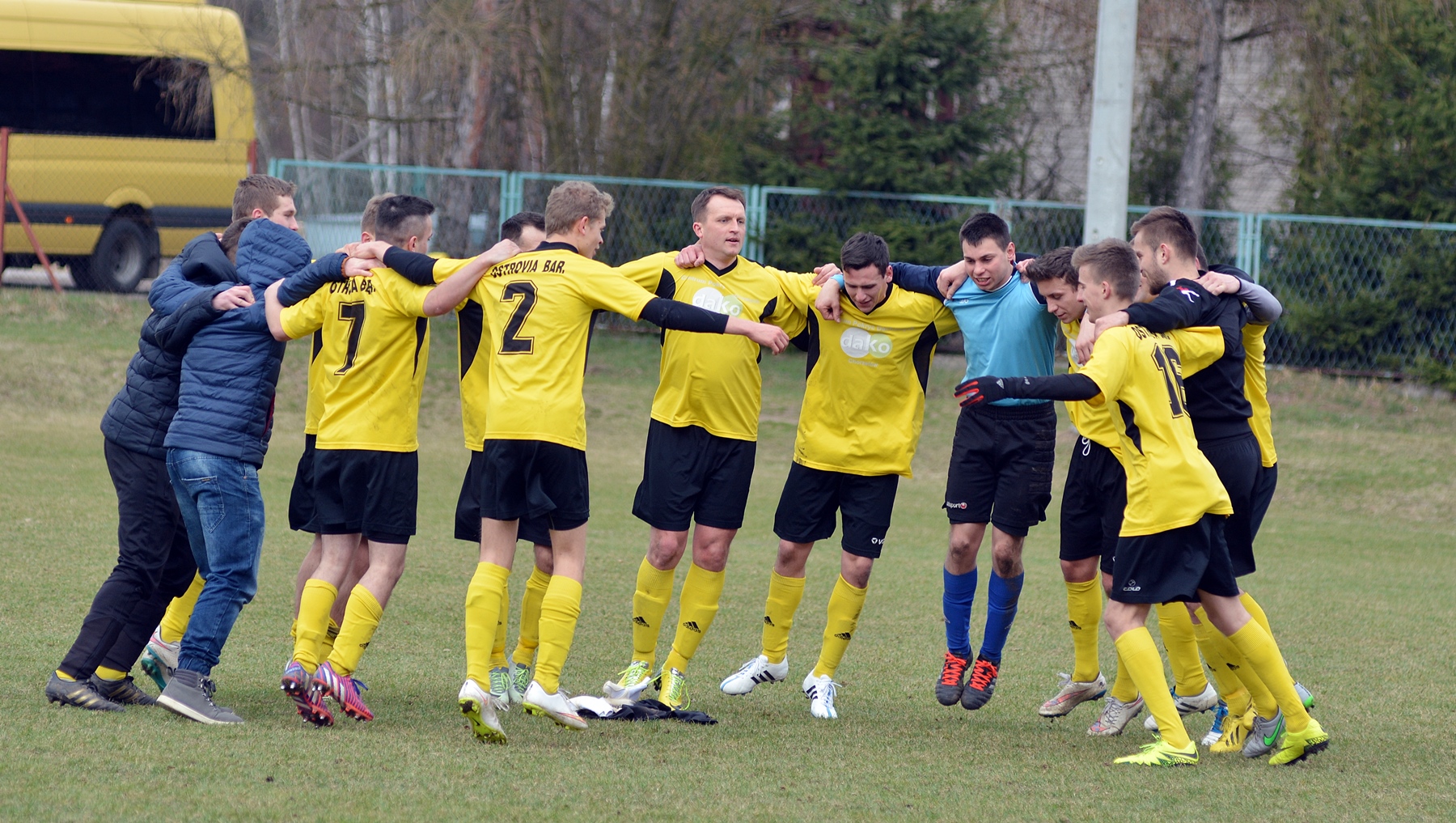 Ostrovia Ostrowy Baranowskie - Wiewiórka 5:1 [ZDJĘCIA] - Zdjęcie główne