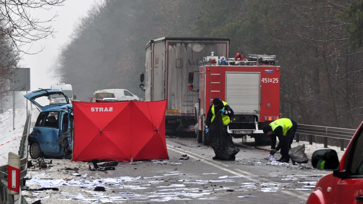 Wypadek w Przyłęku. Nie żyje młoda kobieta [AKTUALIZACJA] - Zdjęcie główne