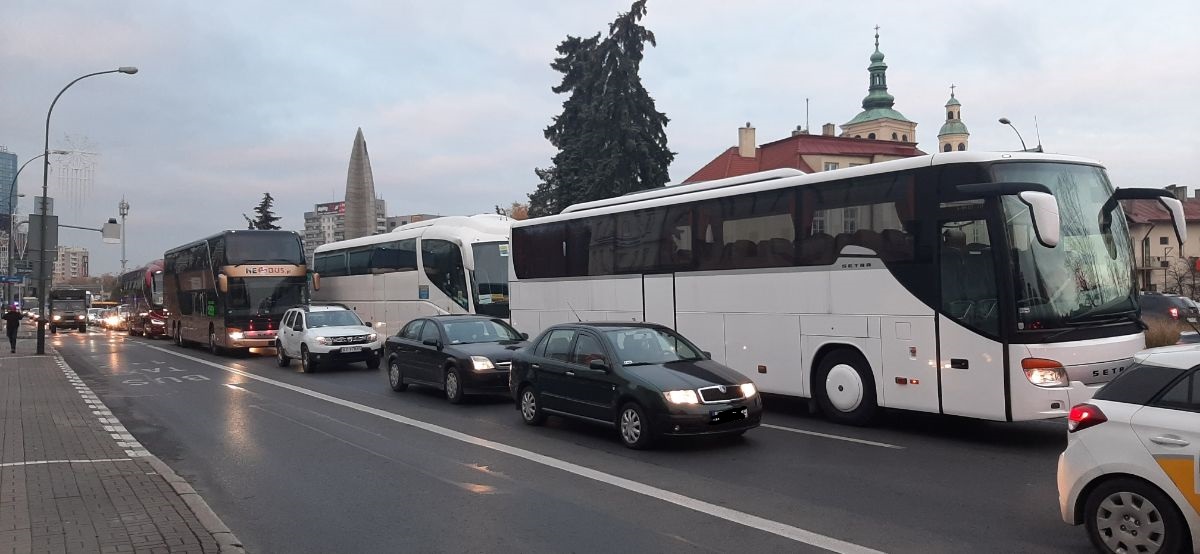 Region. Branża transportowa bankrutuje! Wywiad z szefem firmy Marcel - Zdjęcie główne