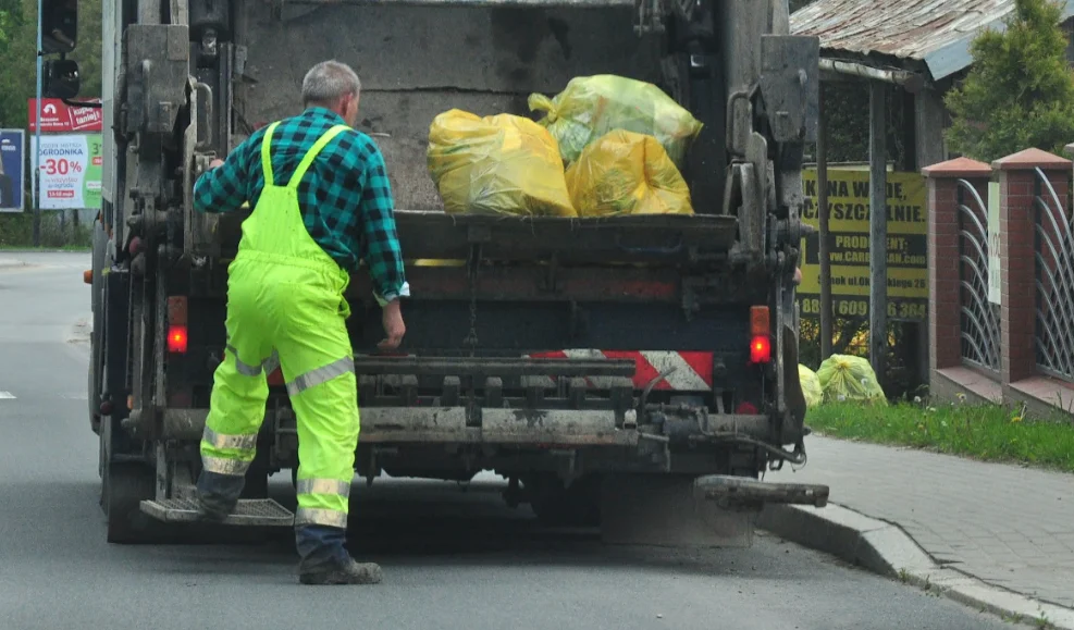 Gdzie najdrożej płacimy za śmieci w powiecie kolbuszowskim? Gdzie jest najtaniej? [RAPORT] - Zdjęcie główne