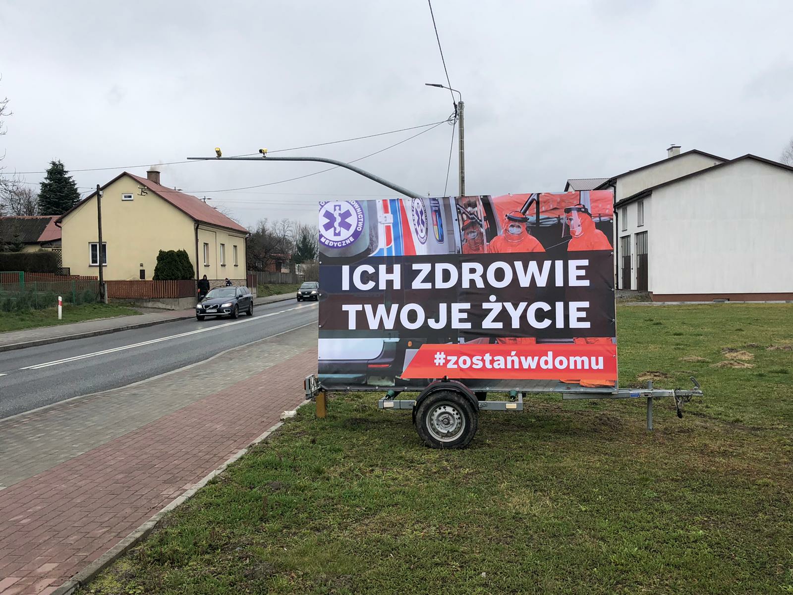 KORONAWIRUS. Baner ostrzegawczy w Kolbuszowej #zostańwdomu [FOTO] - Zdjęcie główne