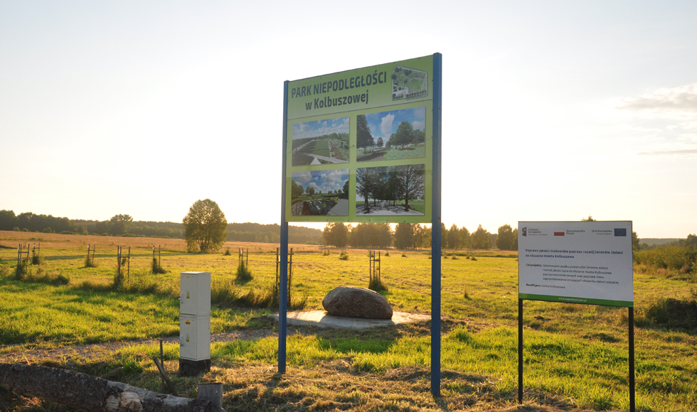 Park Niepodległości w Kolbuszowej. Jak wygląda? Gdzie się znajduje? [FOTO] [MAPA] - Zdjęcie główne