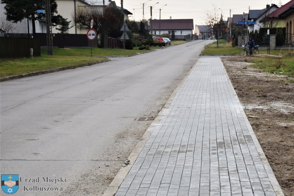 Kolbuszowski urząd szuka wykonawcy. Będzie nowy chodnik  - Zdjęcie główne