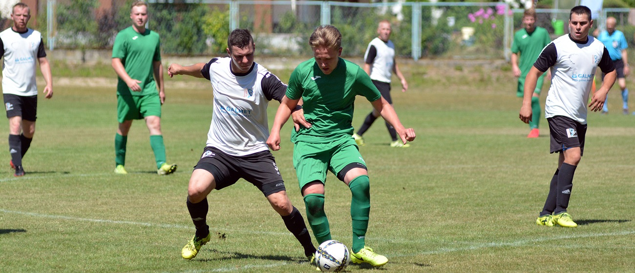 Ostrovia Ostrowy Baranowskie - Zacisze Trześń 3:2 [ZDJĘCIA] - Zdjęcie główne