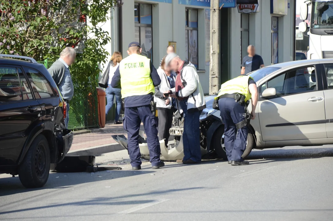 Stłuczka na ul. Obrońców Pokoju