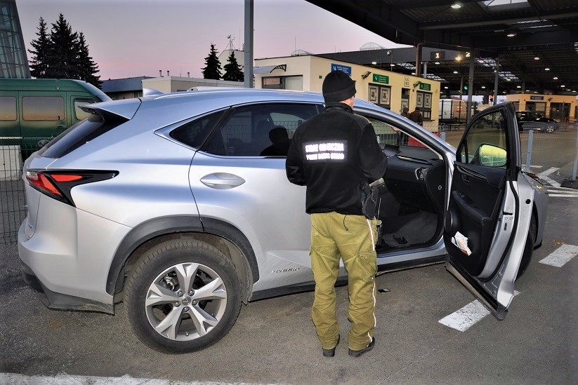 Z PODKARPACIA. Dwa lexusy w rękach strażników |ZDJĘCIA| - Zdjęcie główne