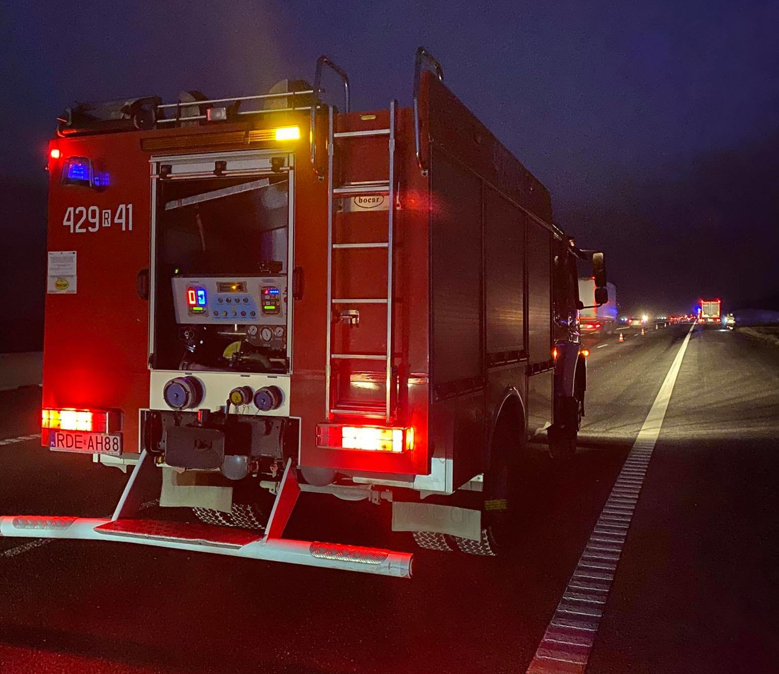 Podkarpacie. Ciężarna kobieta miała wypadek na autostradzie - Zdjęcie główne