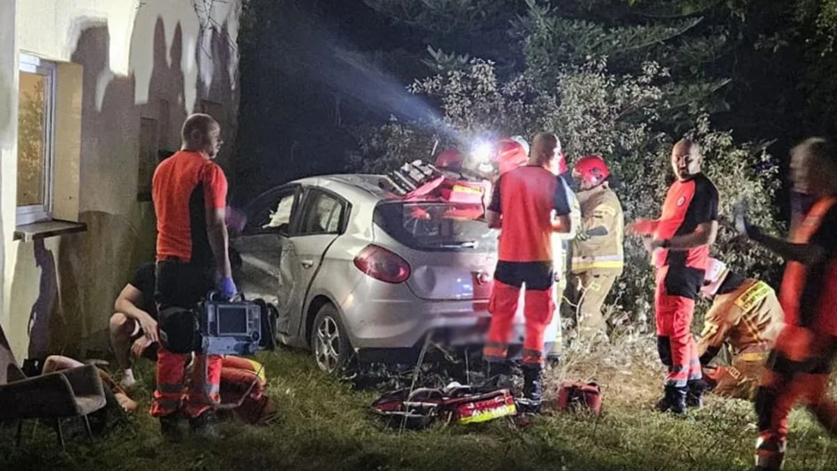 Wypadek na skrzyżowaniu w Przyłęku. To w tym miejscu mieszkańcy chcą fotoradaru [ZDJĘCIA] - Zdjęcie główne