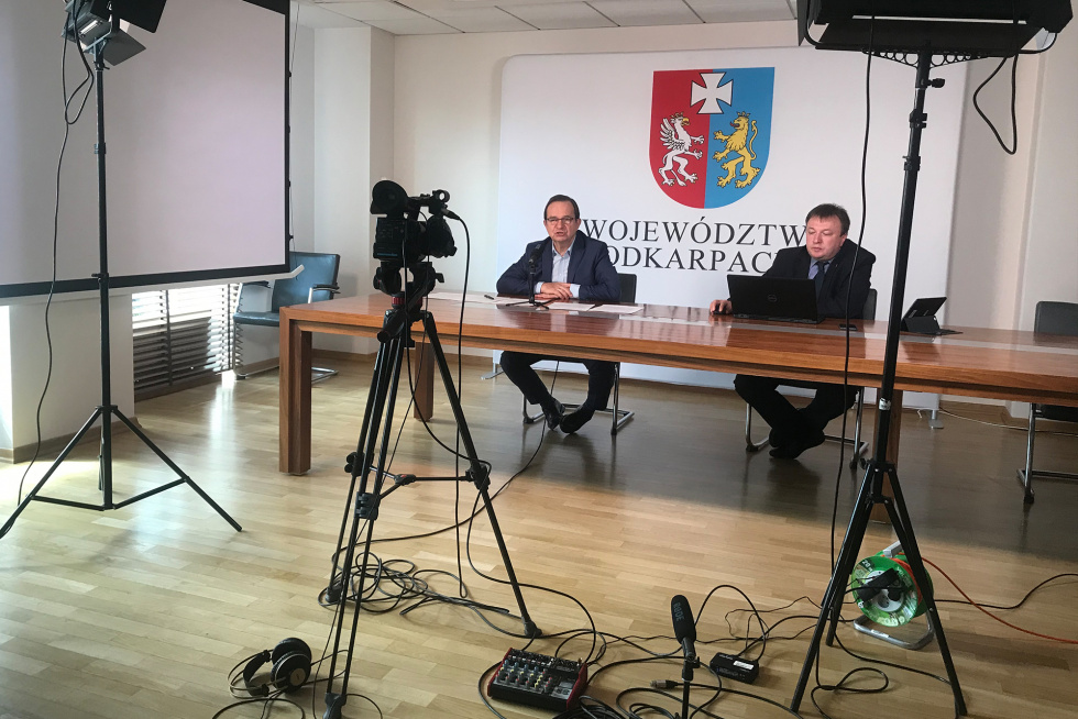 Podkarpacie w starciu z koronawirusem [VIDEO] - Zdjęcie główne