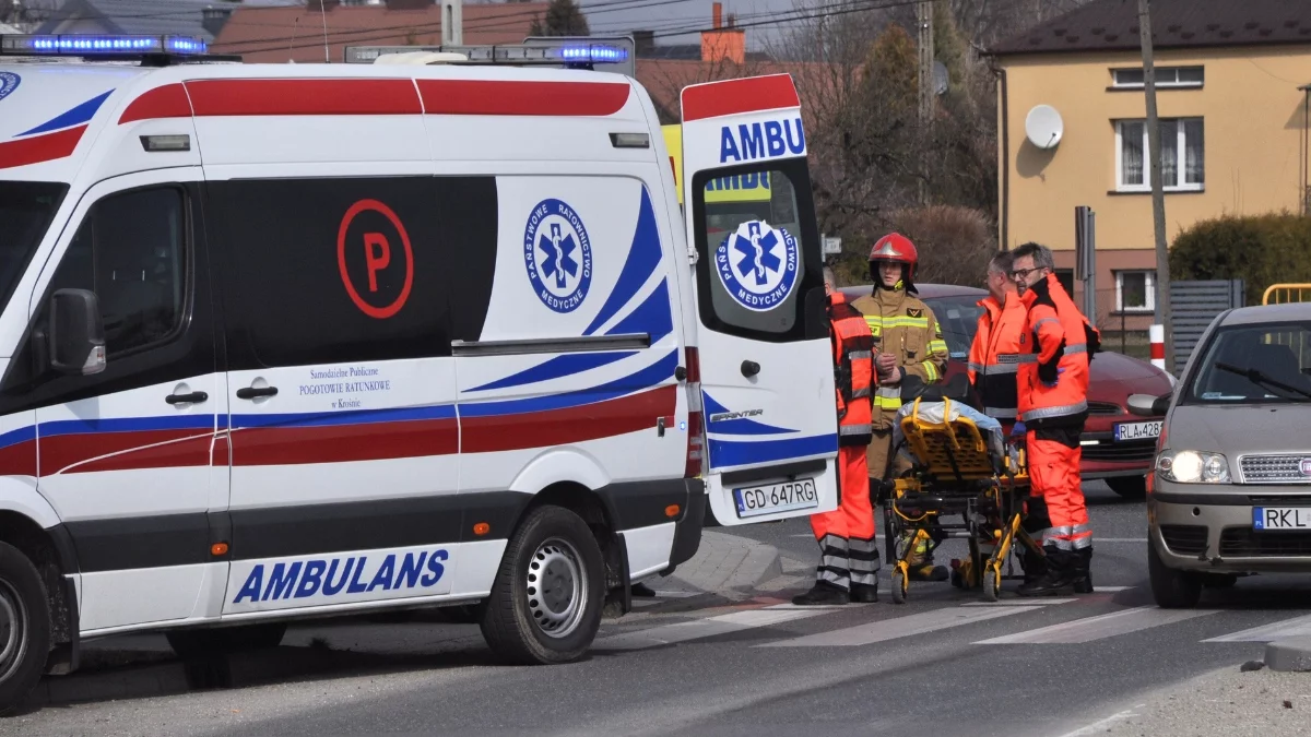 Nieszczęśliwy wypadek na przejściu dla pieszych w Kolbuszowej Górnej. Co tam się stało? - Zdjęcie główne