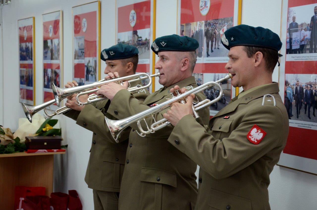 Medal za nieprzespane noce | GALERIA ZDJĘĆ | - Zdjęcie główne