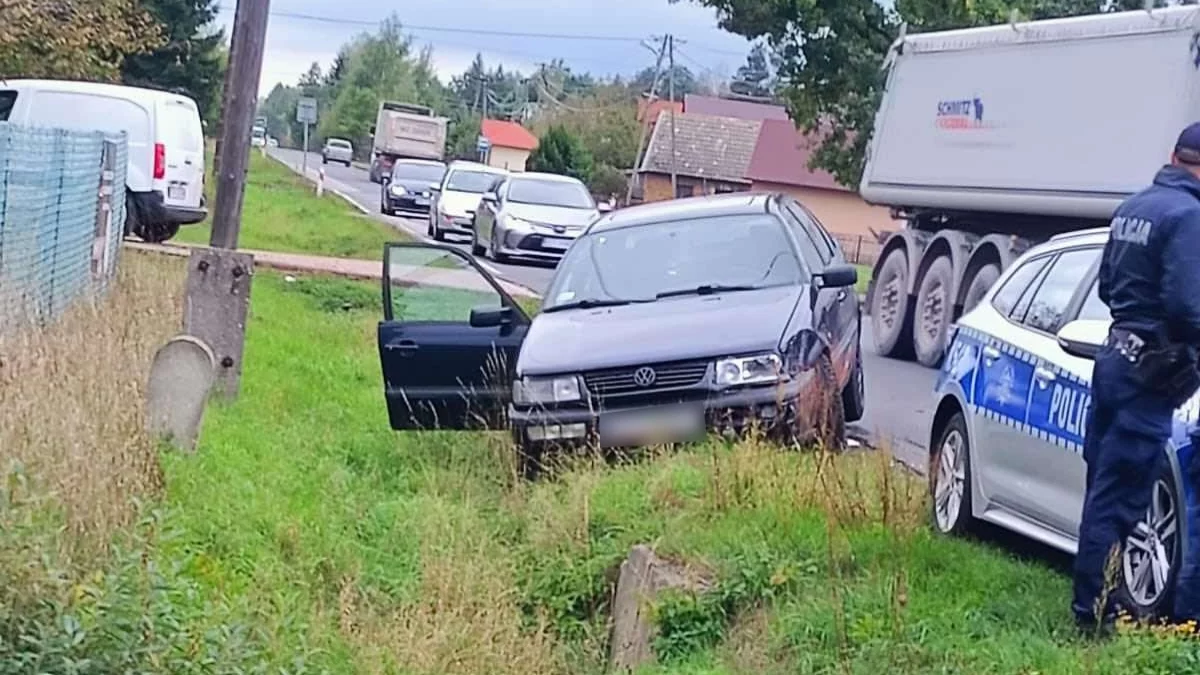 Wypadek na drodze wojewódzkiej w Krzątce. Ranne miesięczne dziecko. Jeden z kierowców pod wpływem alkoholu! - Zdjęcie główne