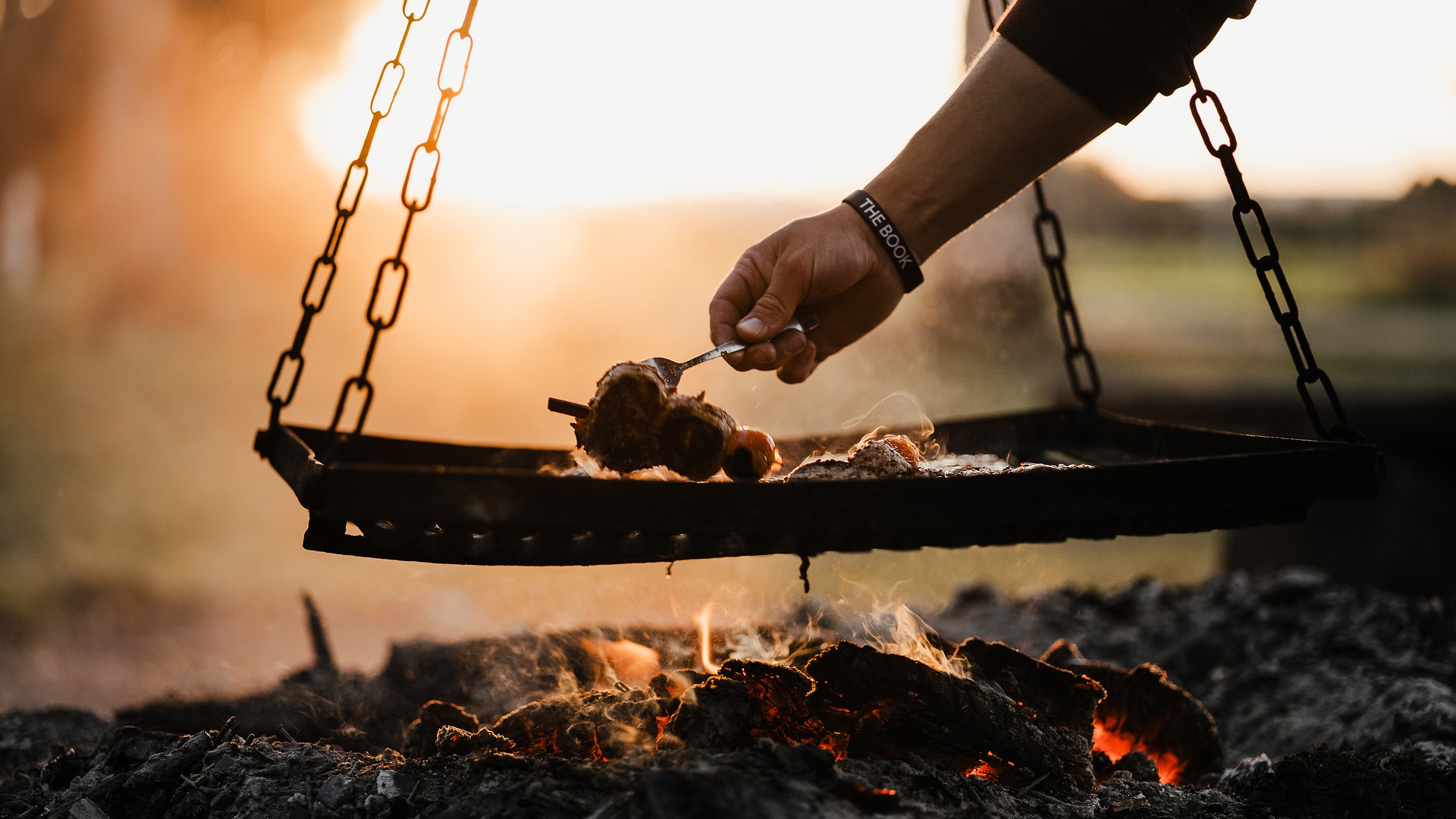 Grillowanie w czasie pandemii - tego nie możesz zrobić - Zdjęcie główne