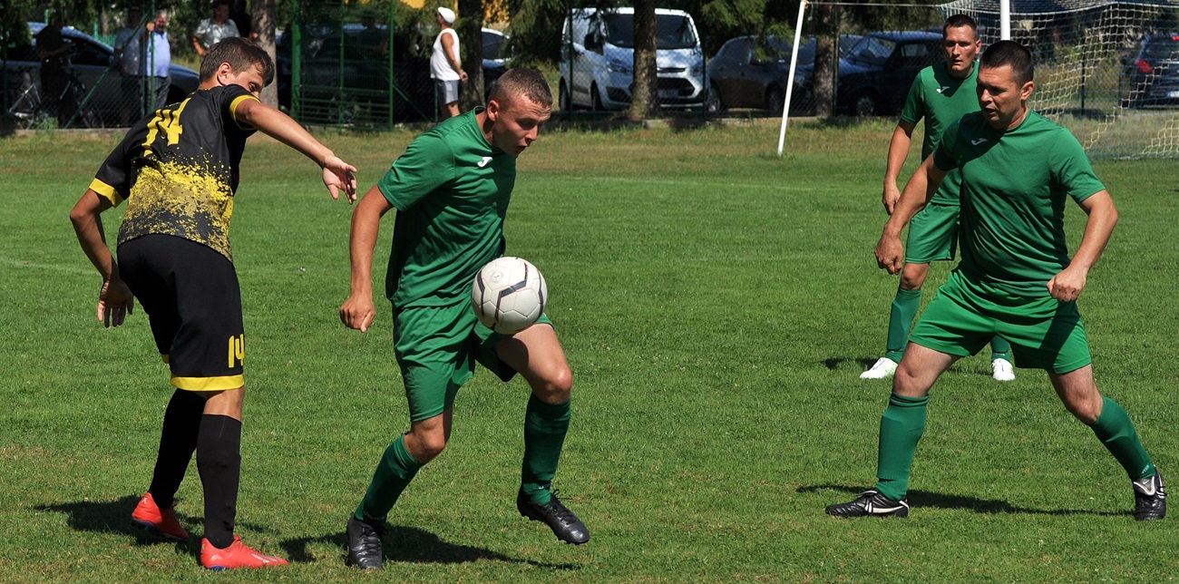  Zacisze Trześń - Błękitni Siedlanka 3:1 [ZDJĘCIA] - Zdjęcie główne