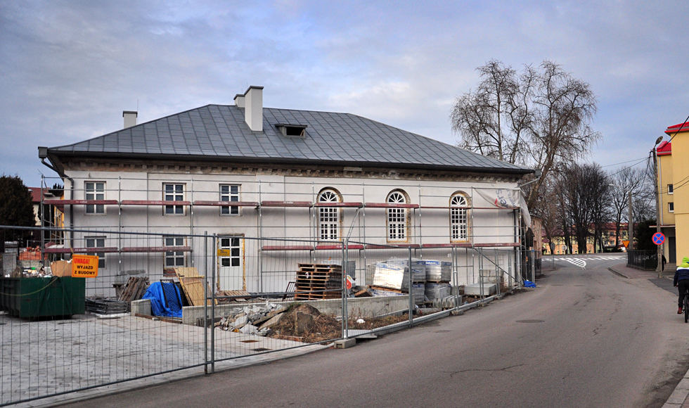 Trwa remont budynku dawnej synagogi w Kolbuszowej  - Zdjęcie główne