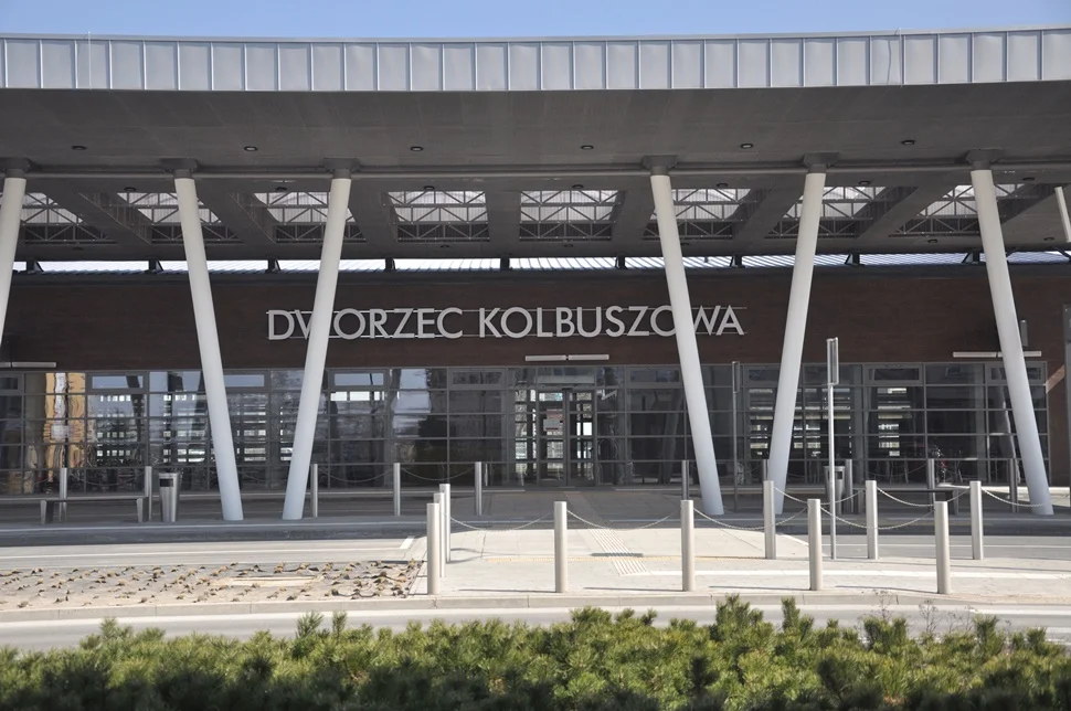 W środę otwarcie dworca w Kolbuszowej. Przetarg na usługę sprzątania został unieważniony. Dlaczego?  - Zdjęcie główne