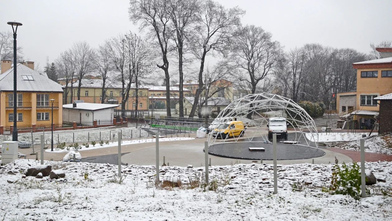 Pierwsze opady śniegu w Kolbuszowej [ZDJĘCIA] - Zdjęcie główne