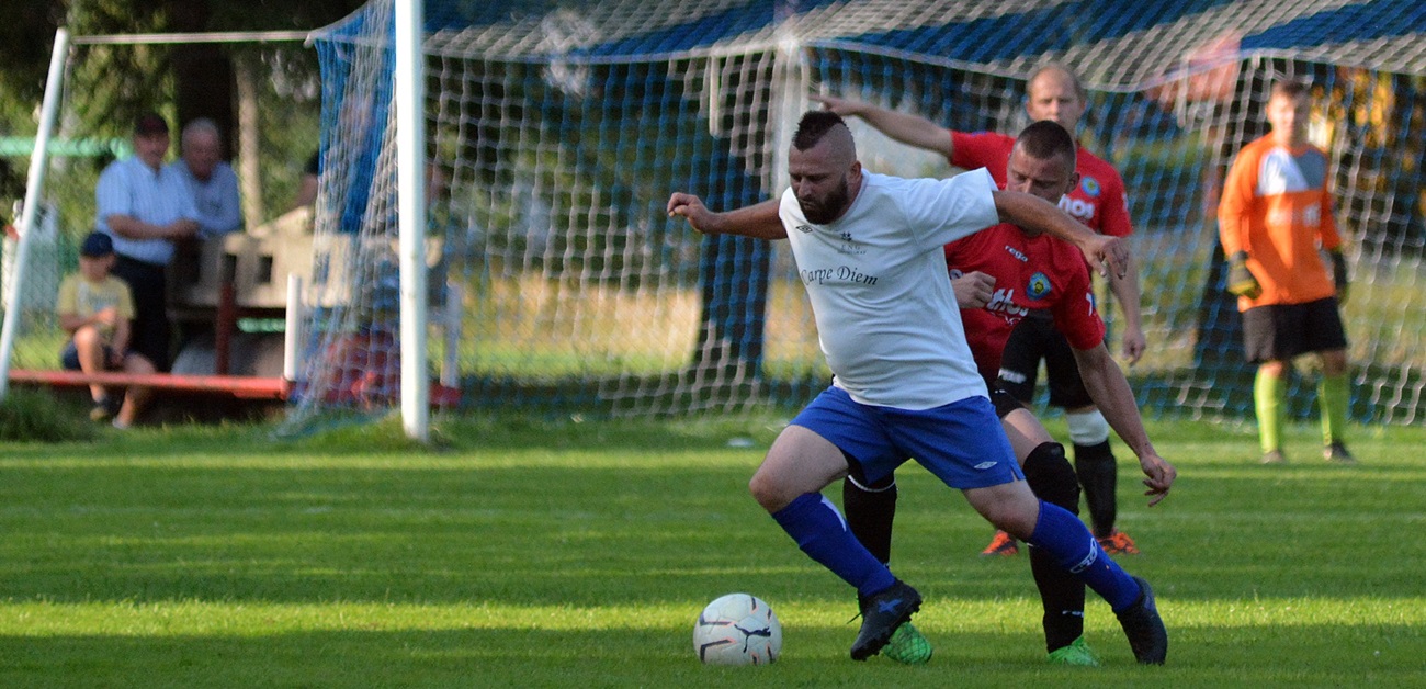 Zacisze Trześń - Atut Podborze 2:0 [ZDJĘCIA] - Zdjęcie główne