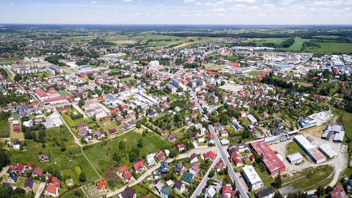 Portal korsokolbuszowskie.pl o zadowoleniu z życia w gminach - Zdjęcie główne