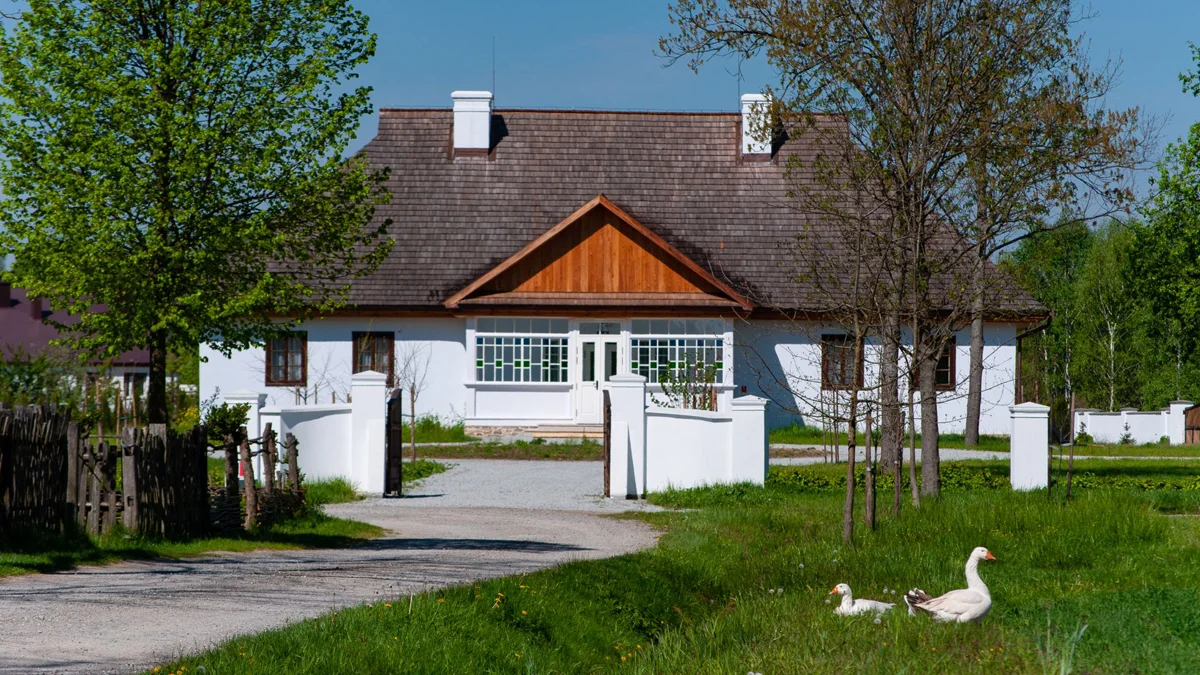 Skansen w Kolbuszowej w tę sobotę z wejściem za darmo. Będzie koncert i wykład - Zdjęcie główne