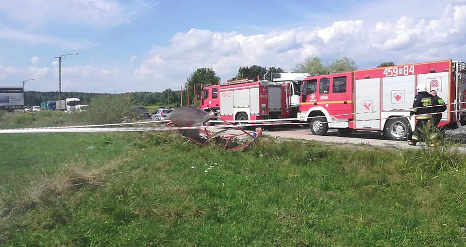 Kolizja w Kosowach. Ucierpiała wiata przystankowa  - Zdjęcie główne