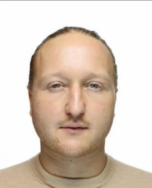 GUSTAFSSON Alexander, obywatel Szwecji. Data urodzenia: 24.03.1992.  Skazany na 11 lat więzienia za nielegalny handel narkotykami oraz substancjami psychtropowymi, a także pranie "brudnych" pieniędzy. 