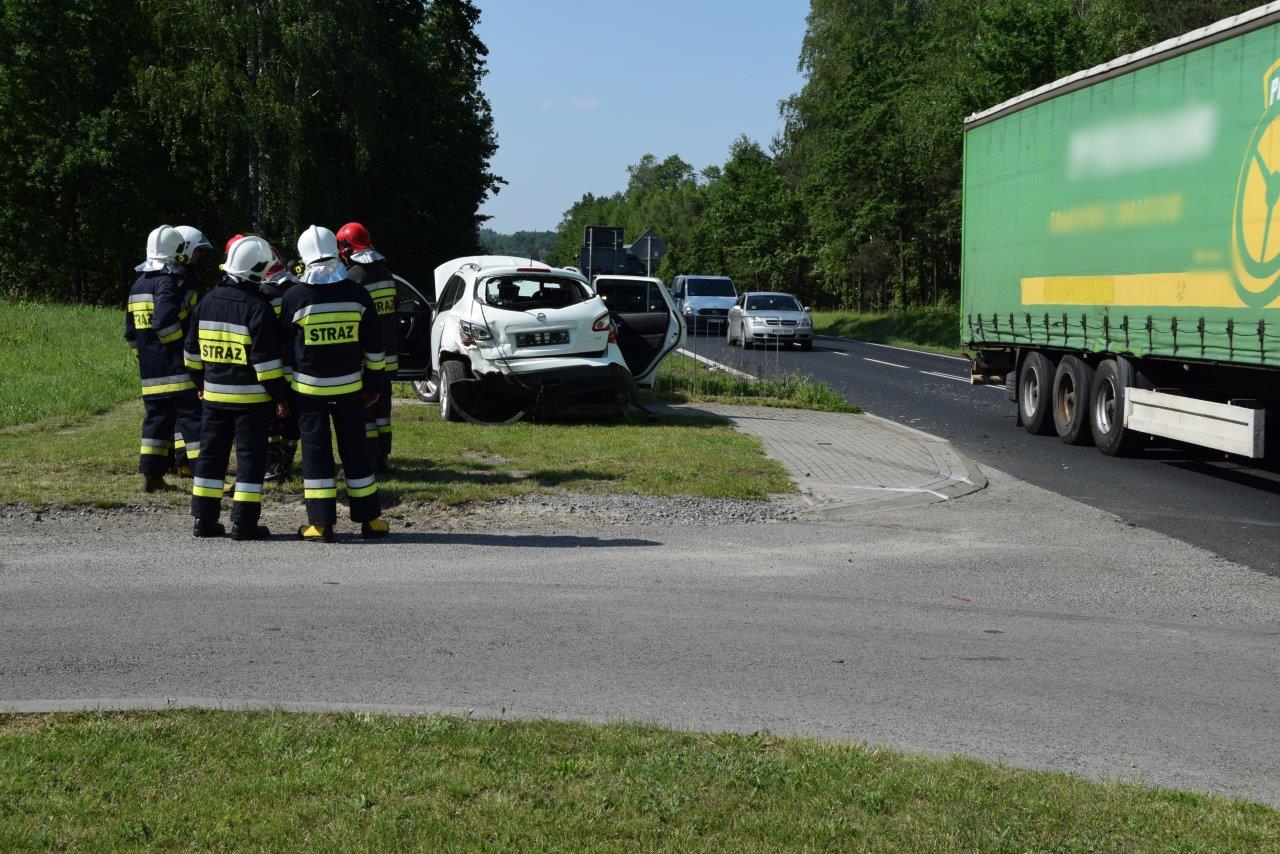 Gmina Cmolas. Samorząd ma plan na przebudowę ruchliwego skrzyżowania - Zdjęcie główne