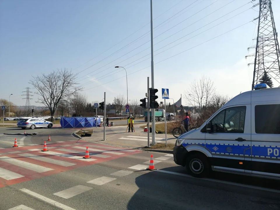 Śmiertelne potrącenie rowerzysty w Rzeszowie. Policja o okolicznościach zdarzenia [MAPA] - Zdjęcie główne